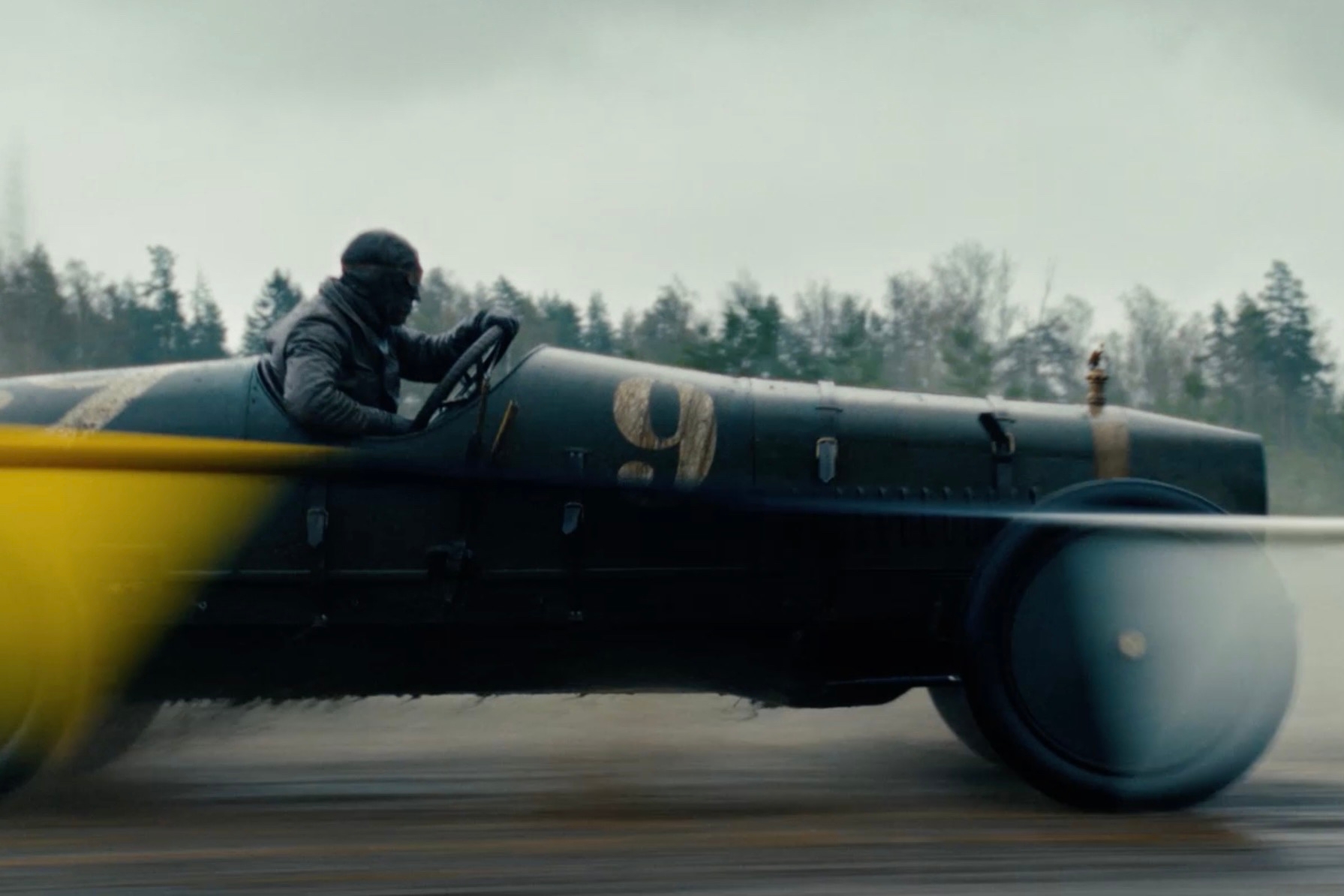 Битва моторов, кадр № 12