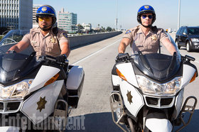 Кадры из фильма «Калифорнийский дорожный патруль»
