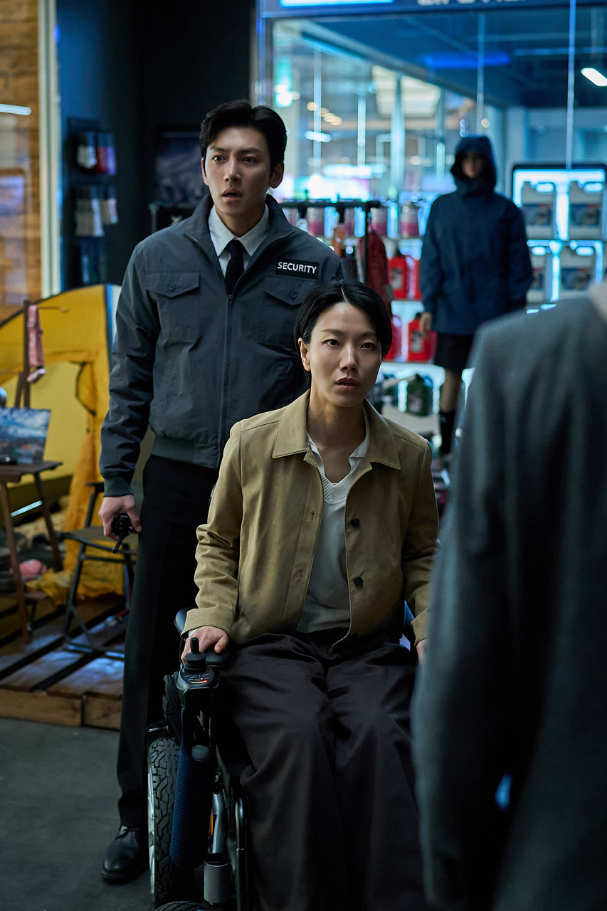 Колония, кадр № 13