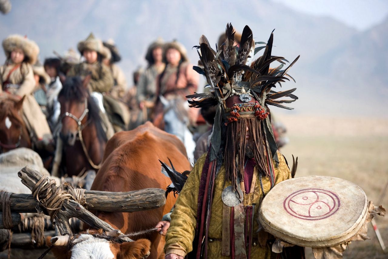 Почему монголы терпимо относились к различным религиям. Монголия Чингис Хан.