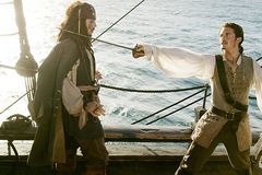 Пираты Карибского моря: Сундук мертвеца