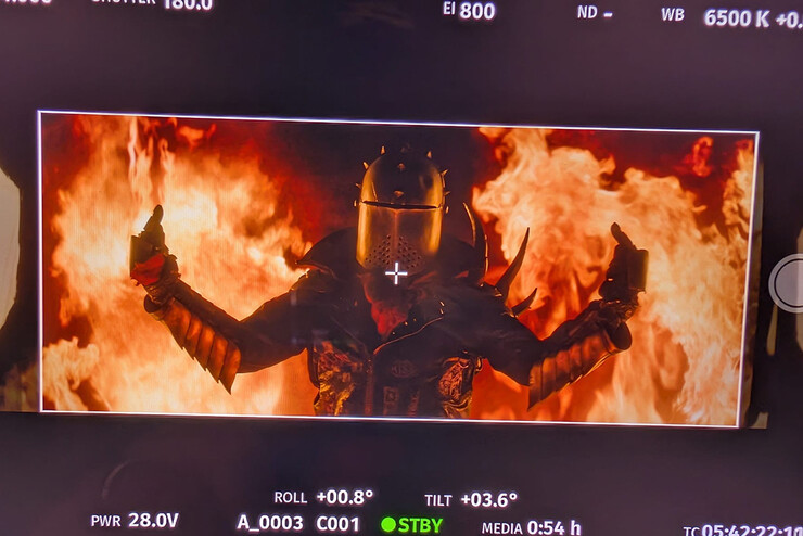 Промо-арт фильма «Повелитель драконов»