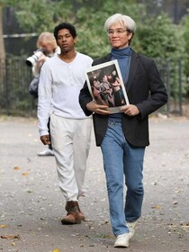 Промо-арт фильма «Samo Lives» Промо-арт фильма «Samo Lives»