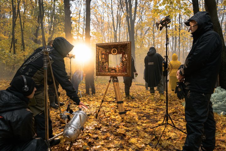 Щекотун, кадр № 2