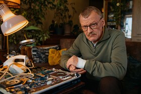 Промо-арт фильма «Тюльпаны» Промо-арт фильма «Тюльпаны»