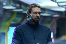 Промо-арт фильма «Весельчак У» Промо-арт фильма «Весельчак У»