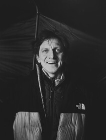 Промо-арт фильма «Весельчак У»