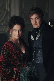 Промо-арт фильма «Война и мир» Промо-арт фильма «Война и мир»