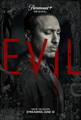 Постеры сериала «Зло»
