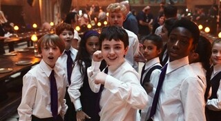 Кадры из сериала «Гарри Поттер» Кадры из сериала «Гарри Поттер»