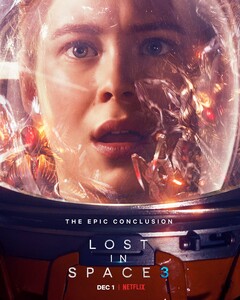Постеры сериала «Затерянные в космосе»