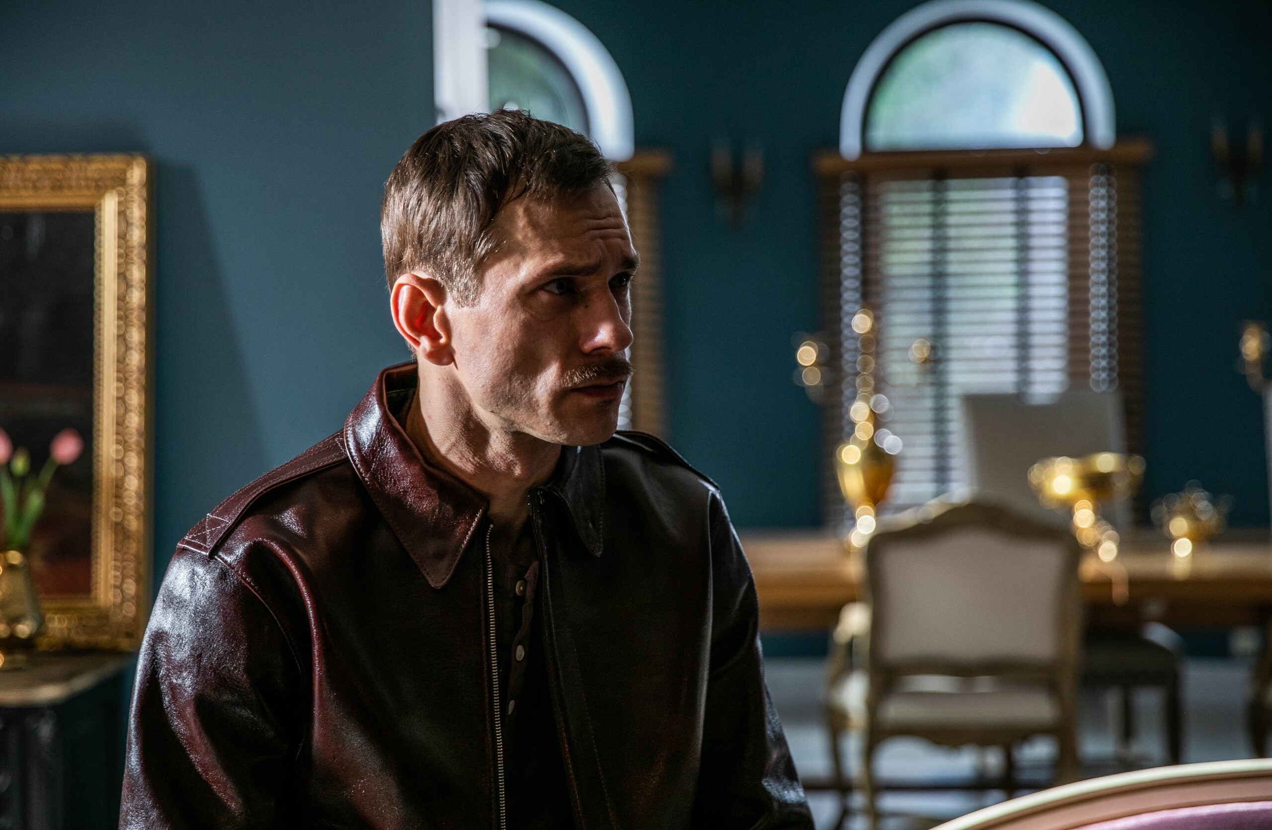 Нефть, кадр № 4