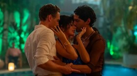 Кадры из сериала «Ночной администратор» Кадры из сериала «Ночной администратор»