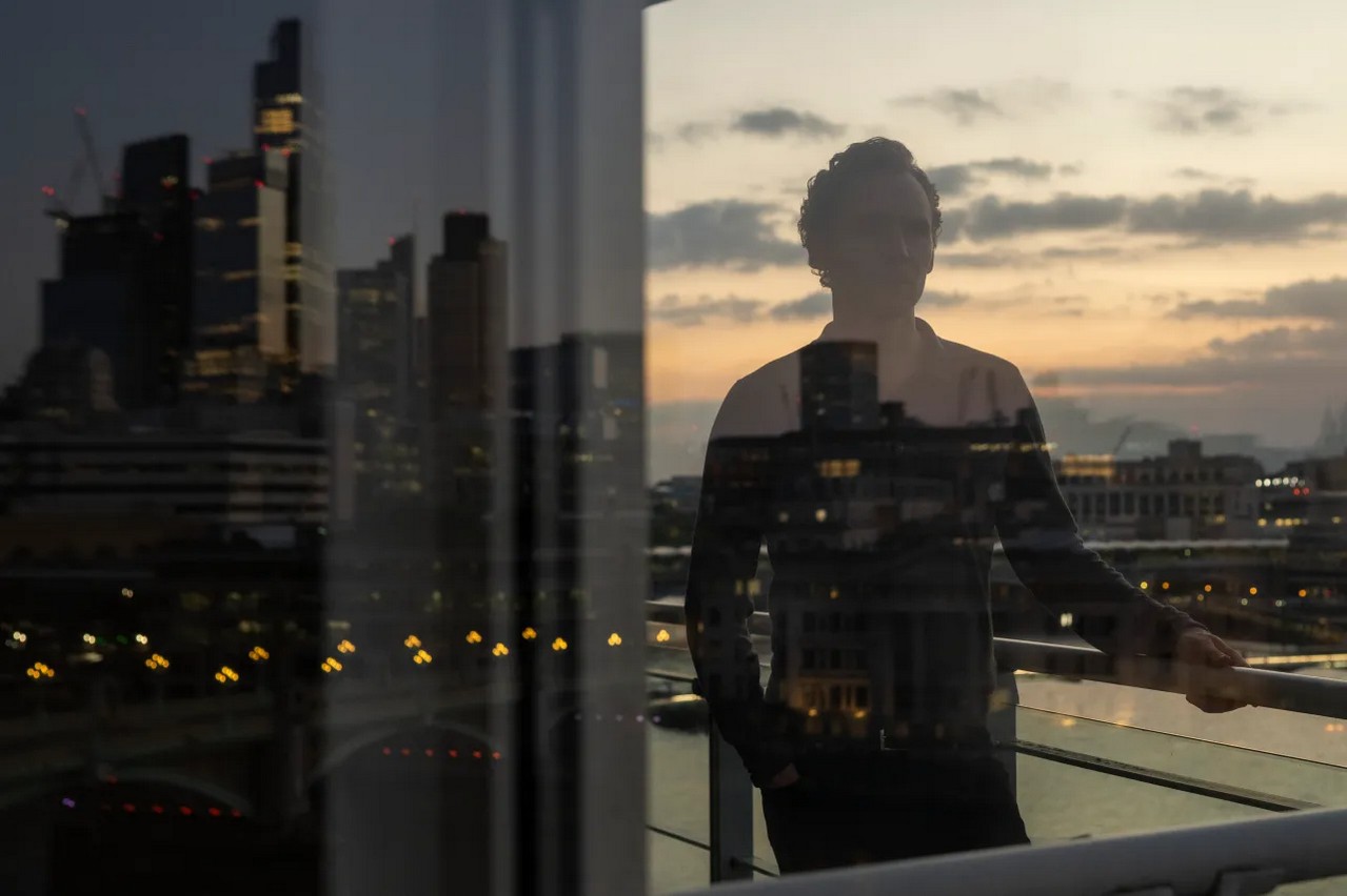 Ночной администратор, кадр № 12