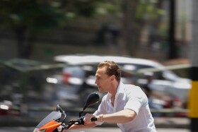 Кадры из сериала «Ночной администратор» Кадры из сериала «Ночной администратор»