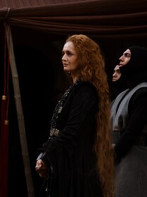 Кадры из сериала «Трудно быть богом»