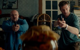 Кадры из сериала «Волшебный участок»